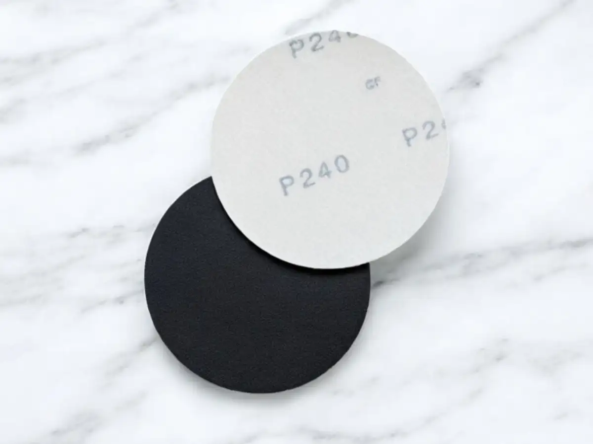 100ks - Brusný papír Ø115 mm P240 s uchycením na suchý zip