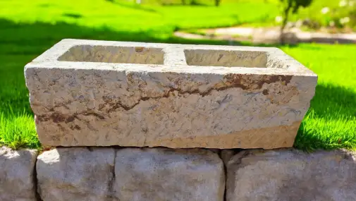 Kamenné dvojkoryto - přírodní